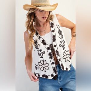 Easel Cottage Floral Embroidery Tassel Tie Vest Brown/Cream Women’s Medium New